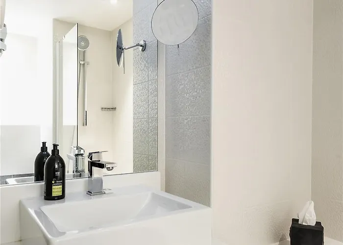 Adagio 19ème Cité De La Musique 4*