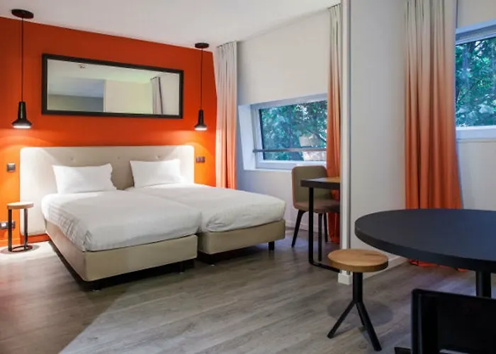 Adagio 19ème Cité De La Musique 4* Paris