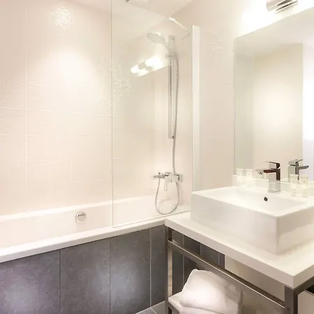 Aparthotel Adagio 19eme Cite De La Musique 4*
